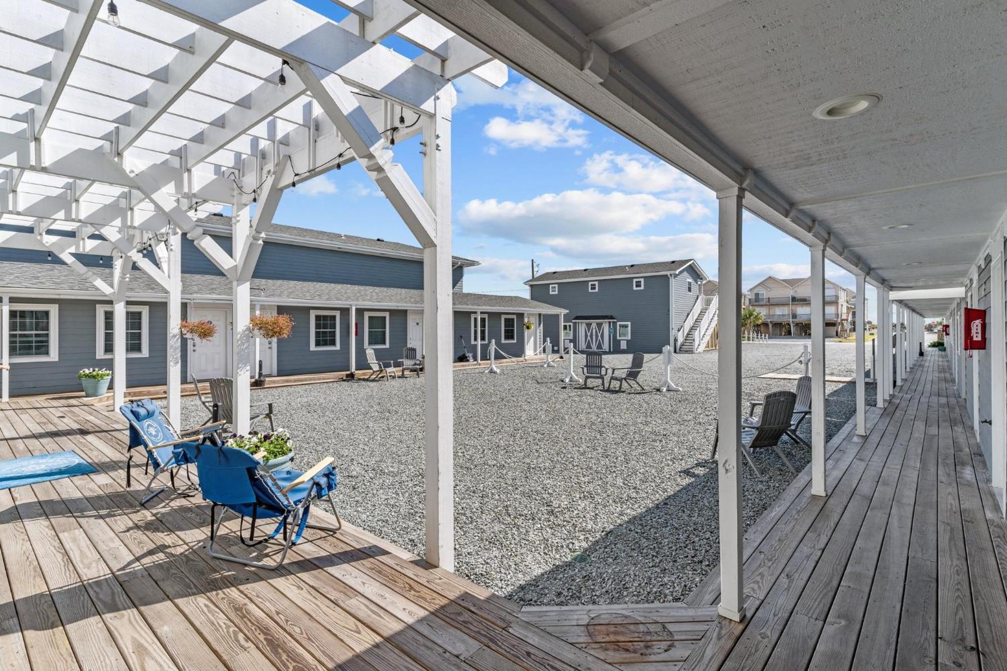 Loggerhead Inn And Suites Surf City Exterior photo