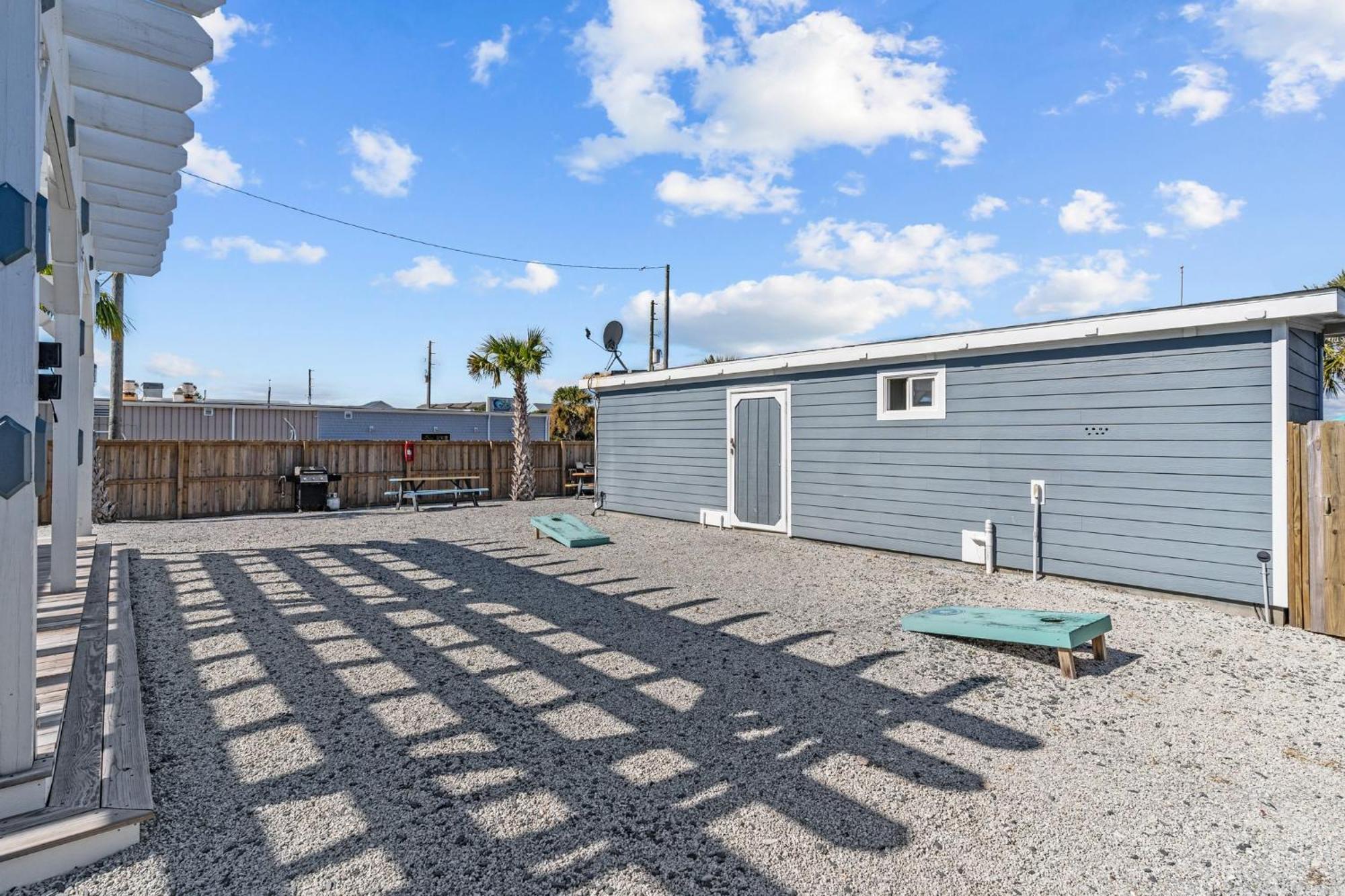 Loggerhead Inn And Suites Surf City Exterior photo